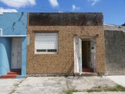 #LOC2031 - Casa para Locação em Pelotas - RS - 2